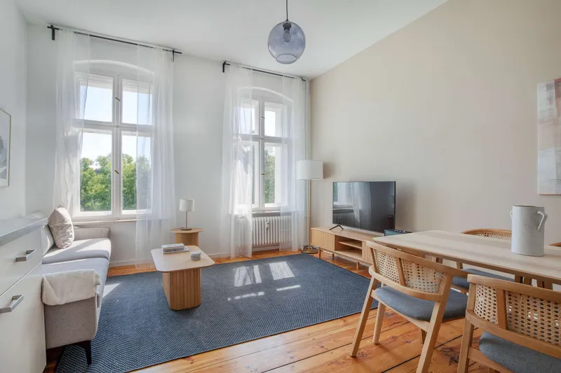 Charmante 4-Zimmer Wohnung in Kreuzberg - voll möbliert — photo 1